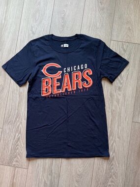 NFL Team Apparel Men's Chicago Bears Navy Blue Short Sleeve T-Shirt Size Small